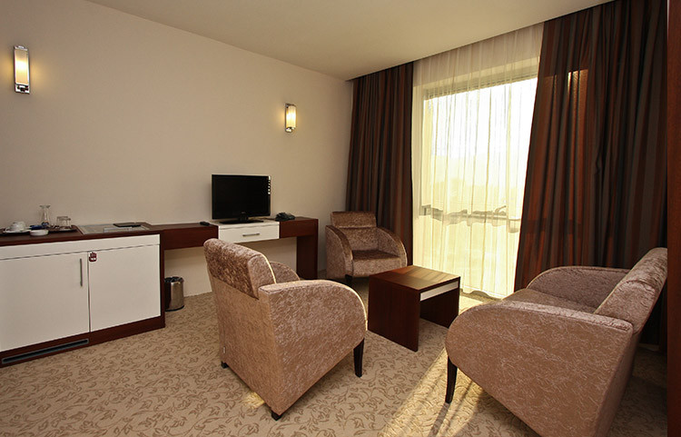 TUNA OTEL