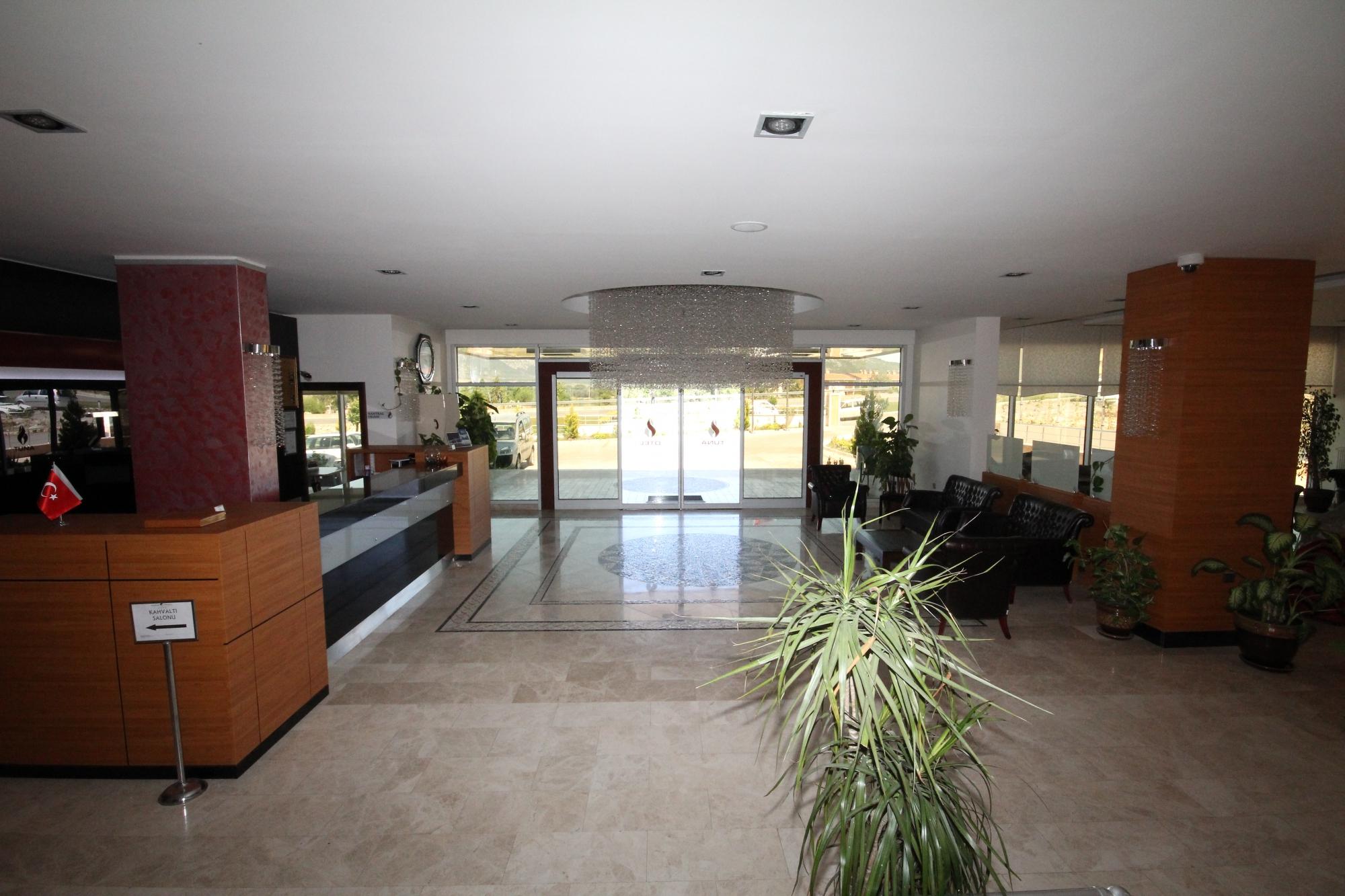TUNA OTEL