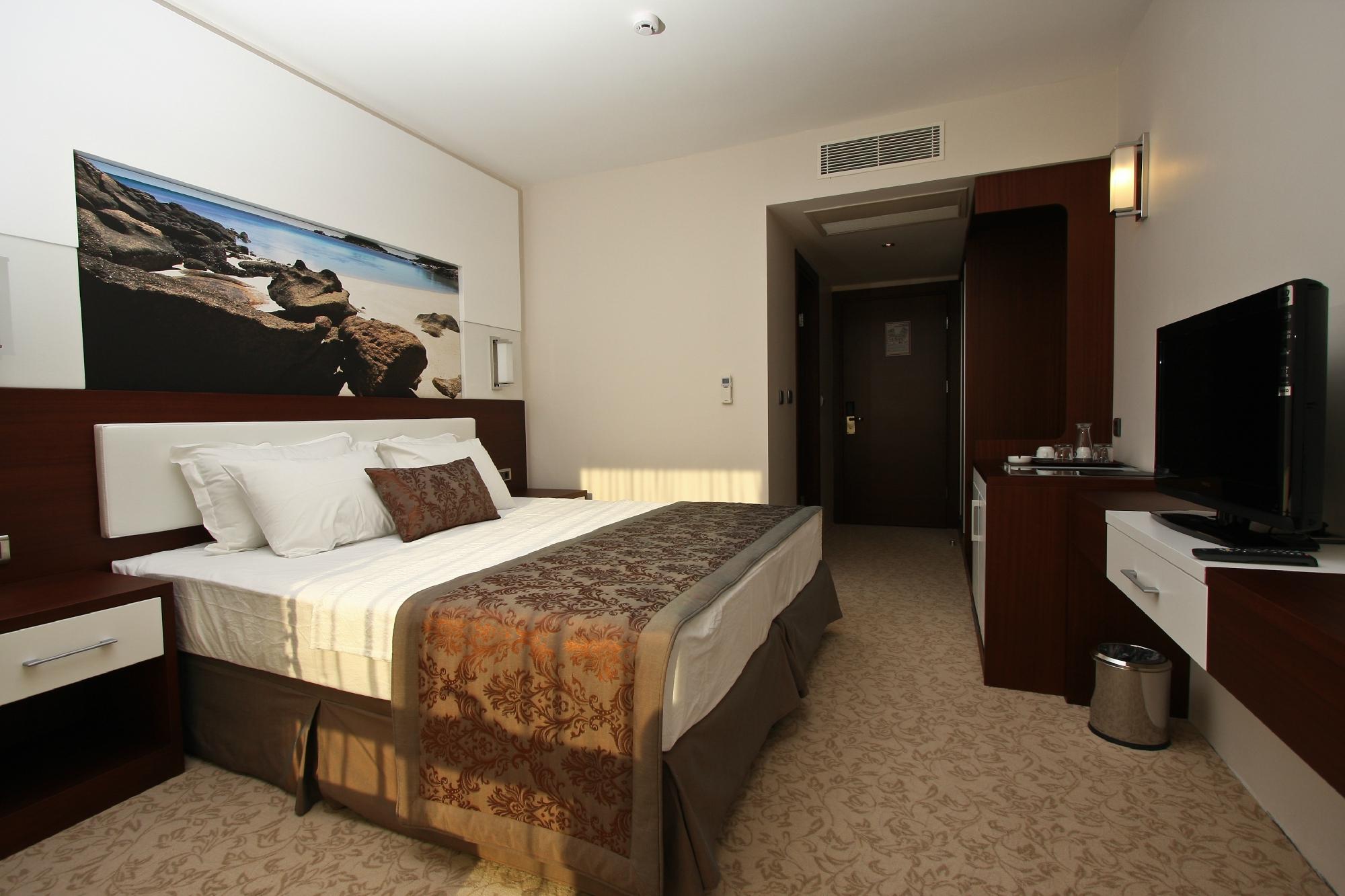 TUNA OTEL