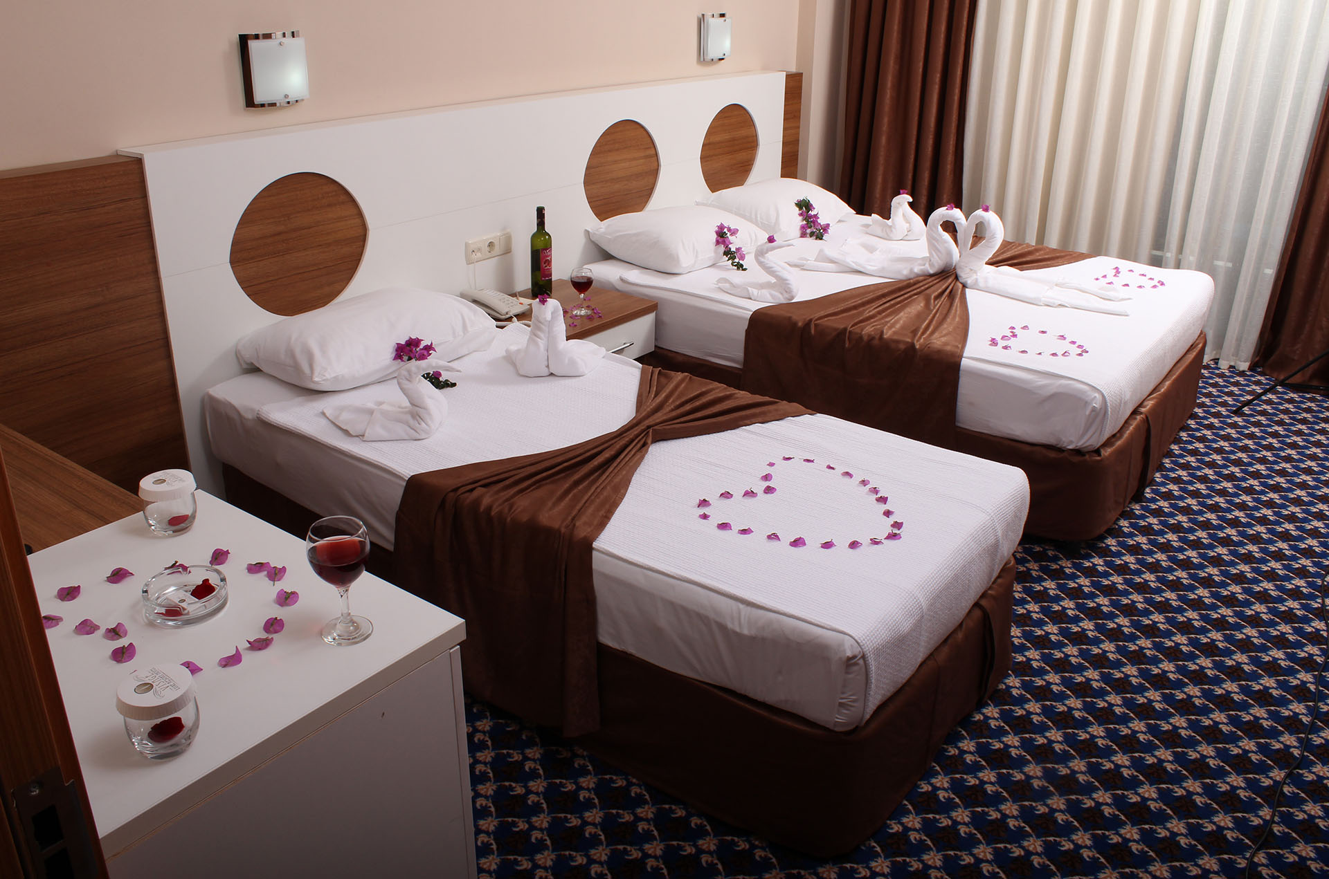 Monna Roza Garden Resort Hotel