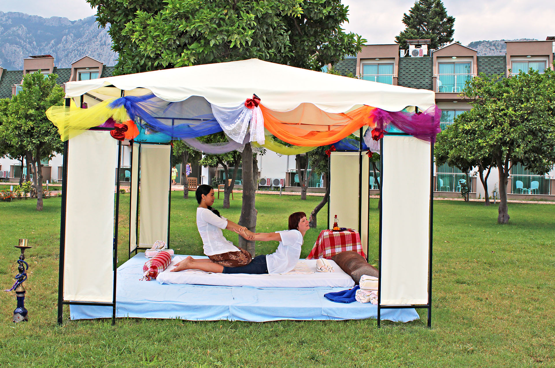 Monna Roza Garden Resort Hotel