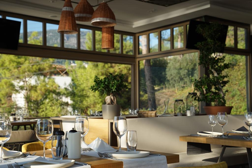 Melanippe Relaxing Hotel