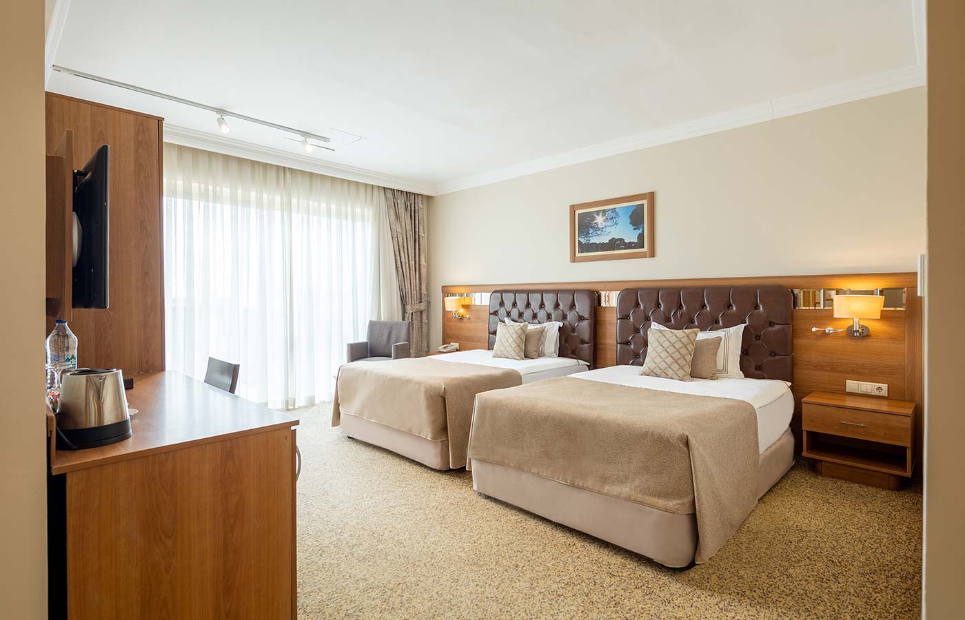 Jacuzzi Suite Room