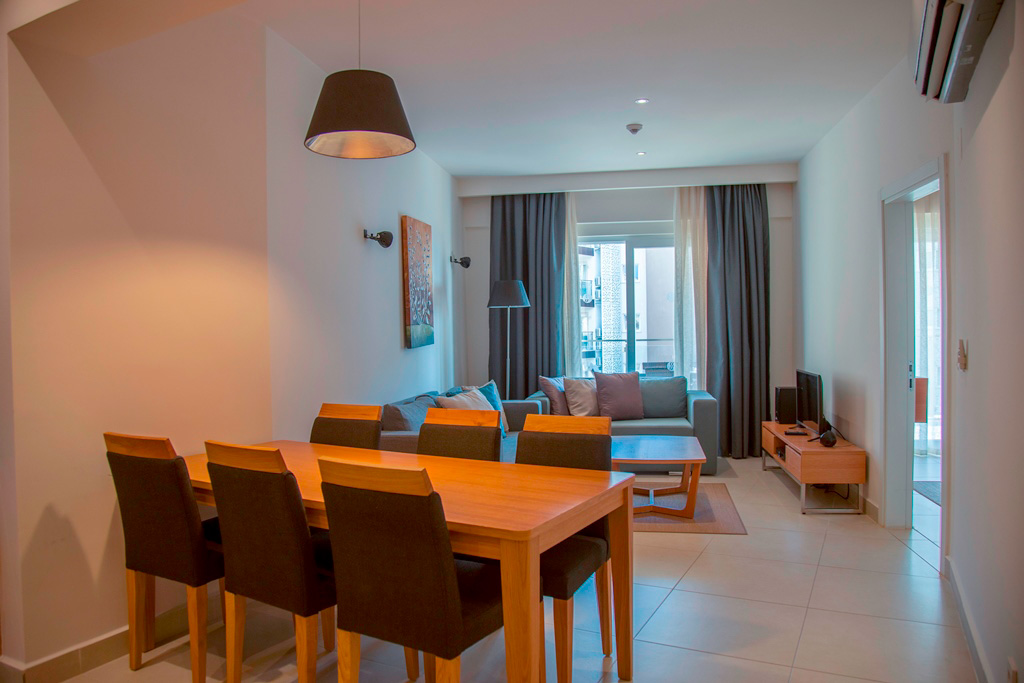 Ramada Hotel & Suites by Wyndham Kuşadası Family Suit Oda Resimleri