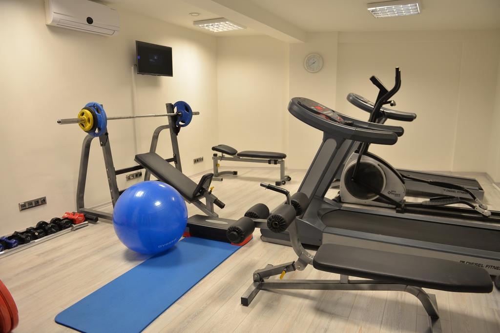 Ramada Hotel & Suites by Wyndham Kuşadası