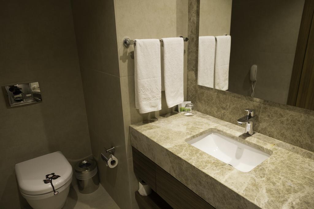 Ramada Hotel & Suites by Wyndham Kuşadası