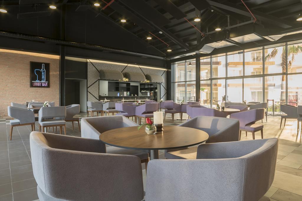 Ramada Hotel & Suites by Wyndham Kuşadası