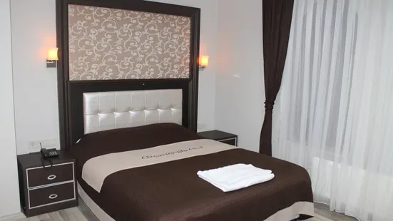 Öz Çavuşoğlu Otel Standart Oda Resimleri
