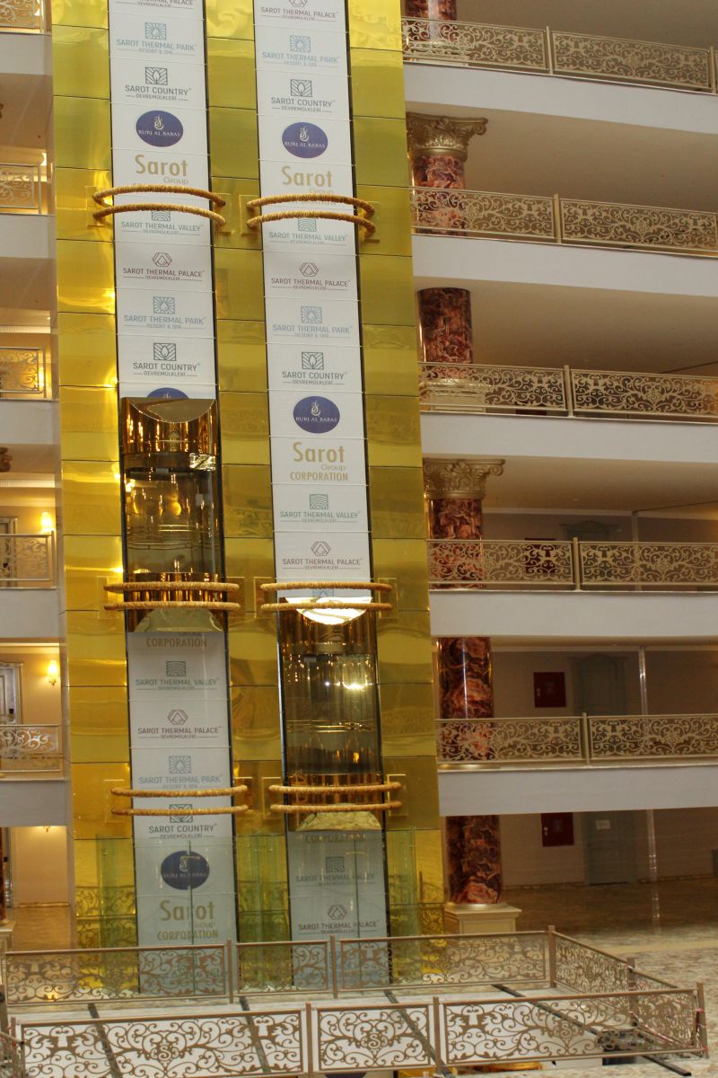 Sarot Thermal Palace Apart Hotel