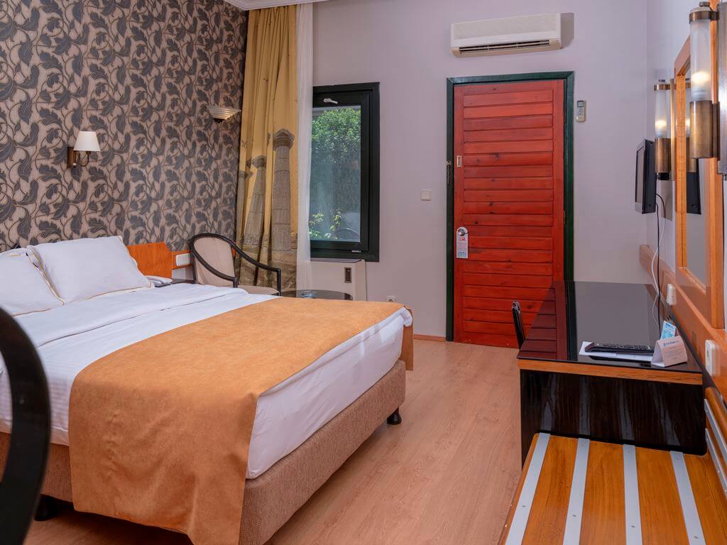 Mini Suite - Yarım Pansiyon