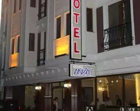 Grand Anzac Hotel