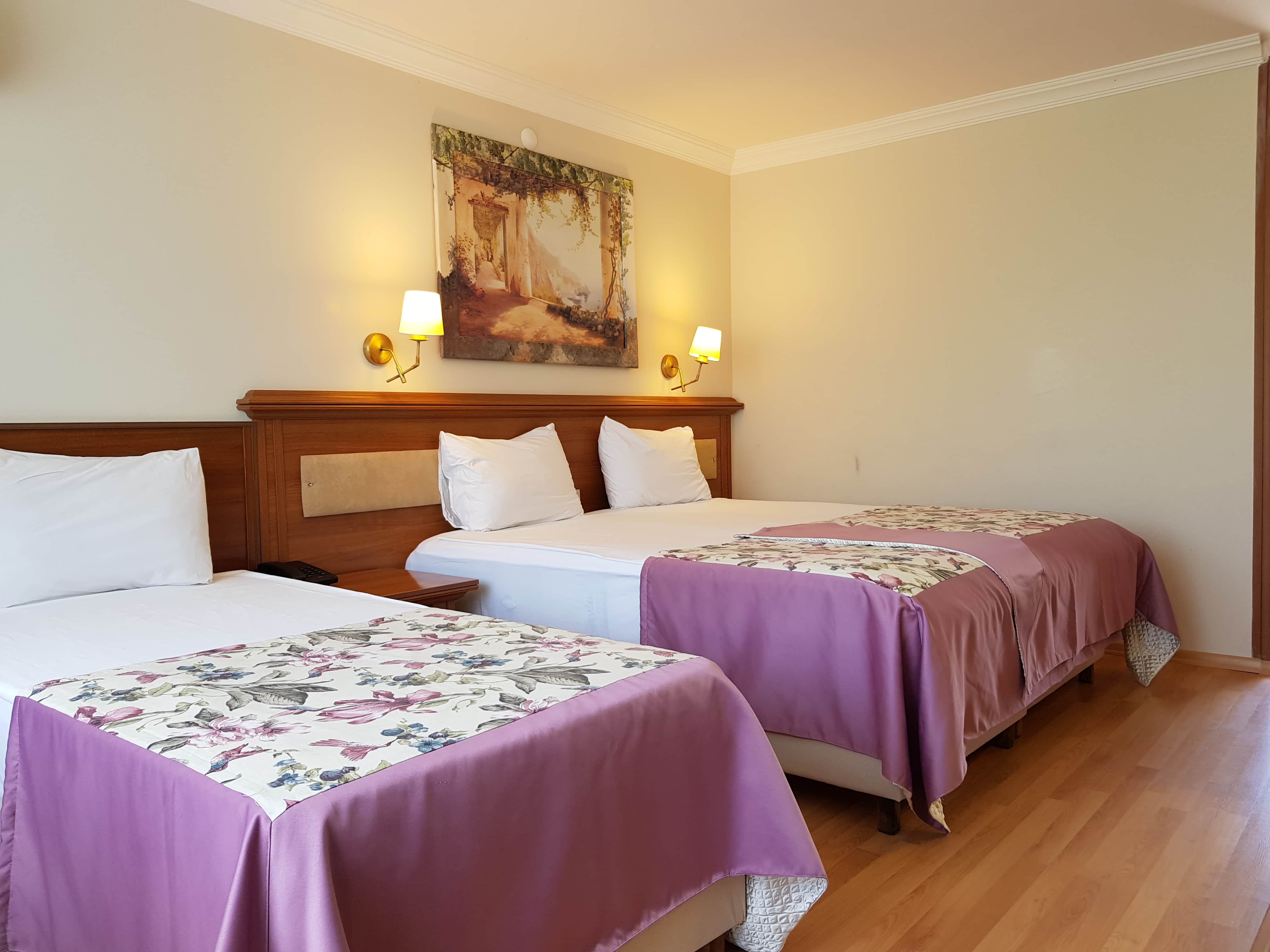 Troia Tusan Hotel Standart İki Yataklı Oda Resimleri