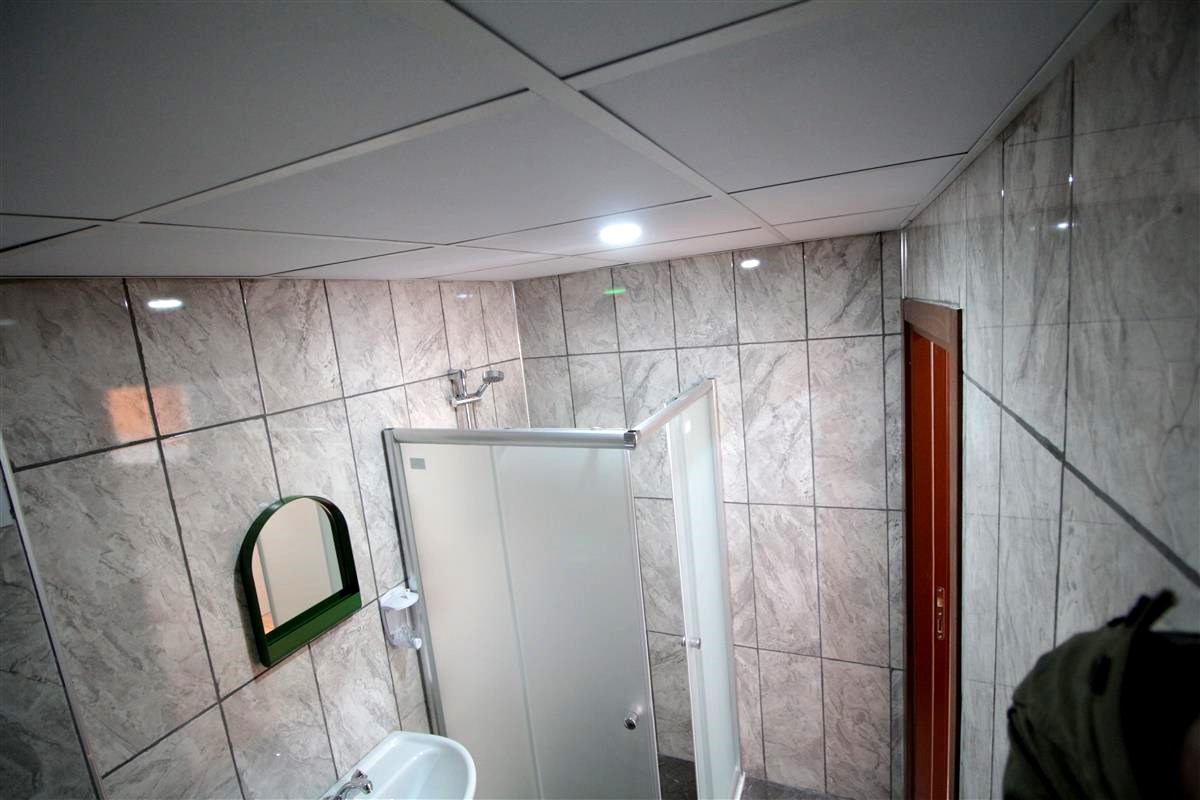 Deeps Hostel Eskişehir Ortak Banyolu Tek kişilik Oda	 Resimleri