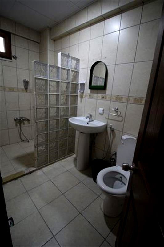 Deeps Hostel Eskişehir Ortak Banyolu Çift Kişilik Oda Resimleri