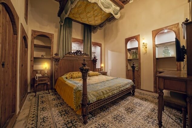 King Room