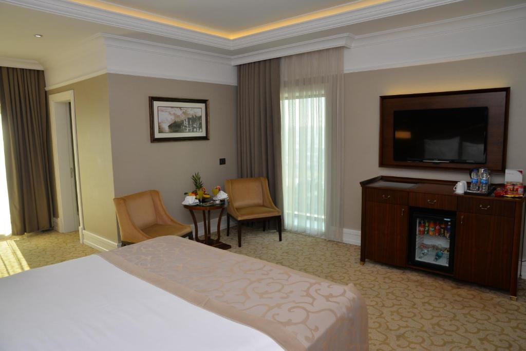 Retaj Royale İstanbul Hotel Deluxe Suit Resimleri