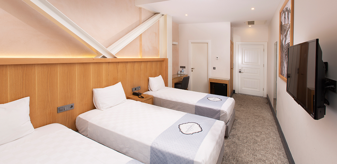 Premist Hotels Taksim Standart Triple Oda Resimleri