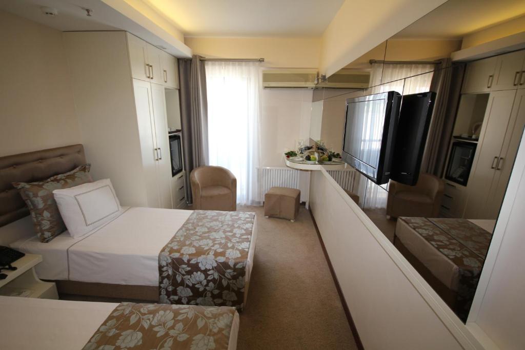 Grand Washington Hotel Çift Kişilik Oda Resimleri