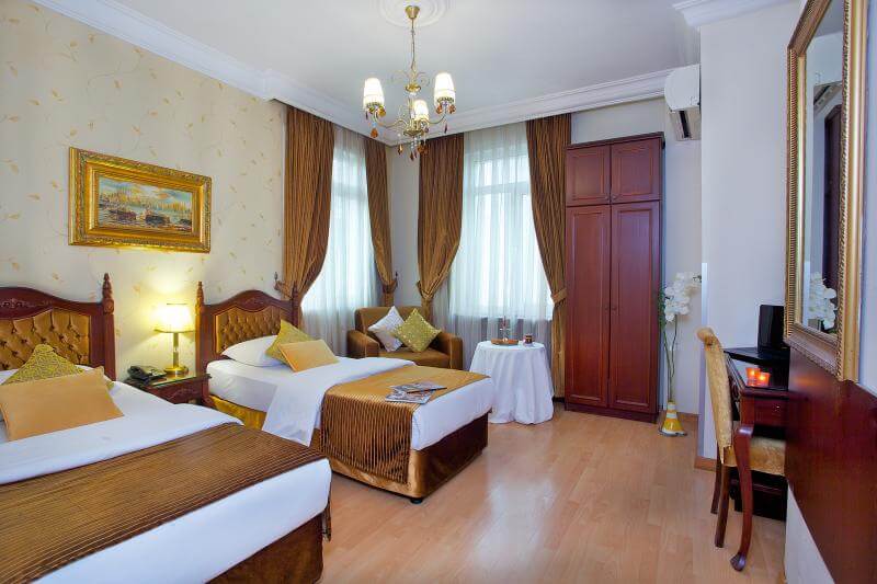 Triple Oda - İptal Edilemez