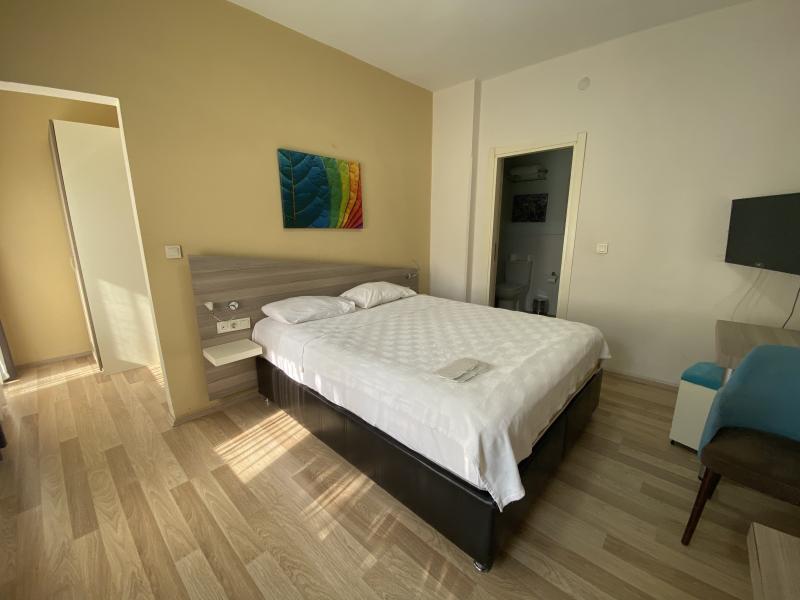 Armony City Hotel Kadıköy Balkonlu Deluxe Oda Resimleri
