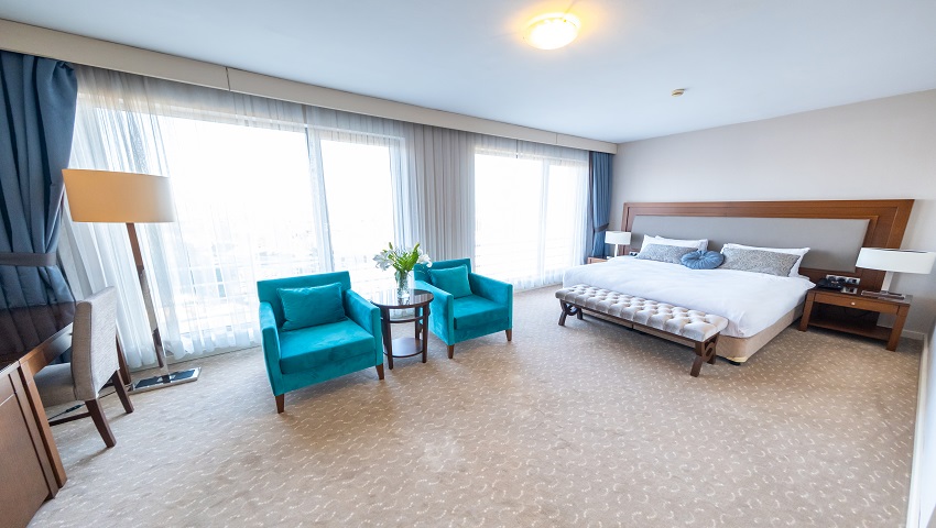 Miracle İstanbul Asia Airport Hotel & Spa King Suit Resimleri