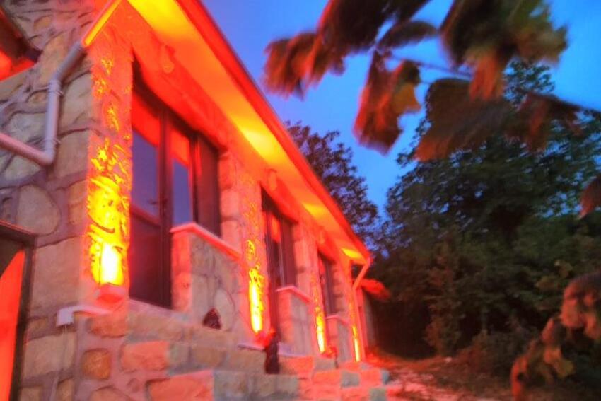 Ağva Kilimli Bungalow Deniz Manzaralı Teraslı Taş Bungalow Resimleri