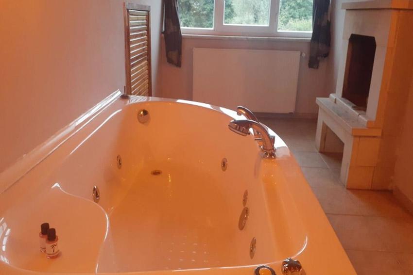 Ağva Temmuz Otel Çatı Katı Jakuzili Şömineli Oda - İptal Edilemez Resimleri