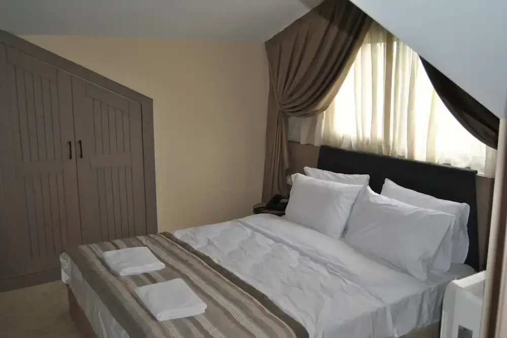 Mata Butik Otel Deluxe Çatı Katı Oda- İptal Edilemez Resimleri