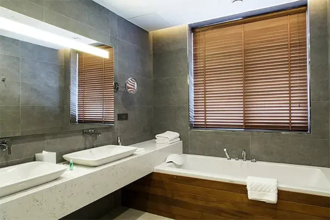 BOF Hotels Business Comfort King Suit Resimleri