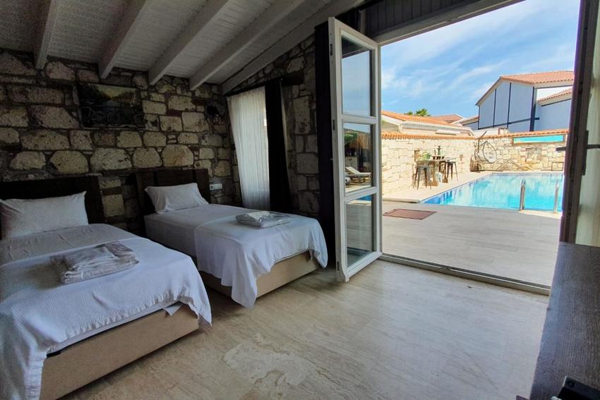 Signature Alaçatı İptal Edilemez Deluxe Pool 104 Resimleri
