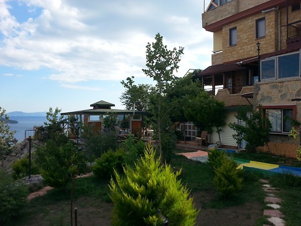 Ta?ev Butik Otel Çandarl?