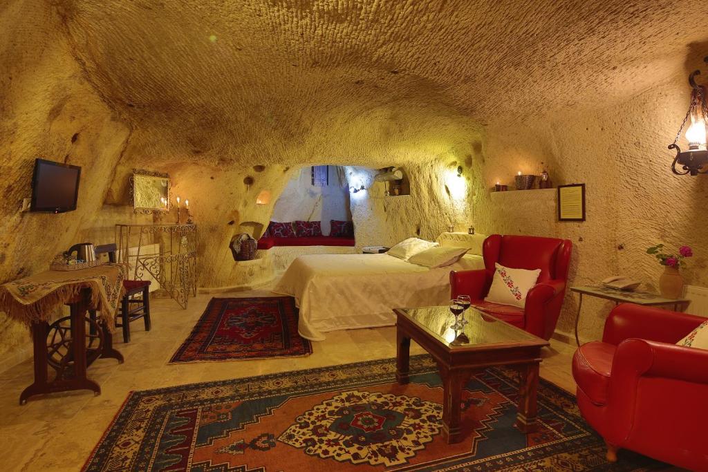 Jerveni Cave Hotel Jakuzili Süit Mağara Oda Resimleri