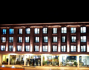 Kanyonvadi Hotel