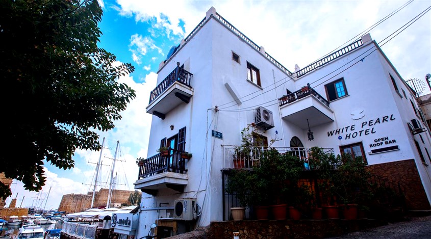White Pearl Hotel