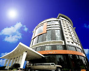 Golden Tulip Otel Lefkoşa