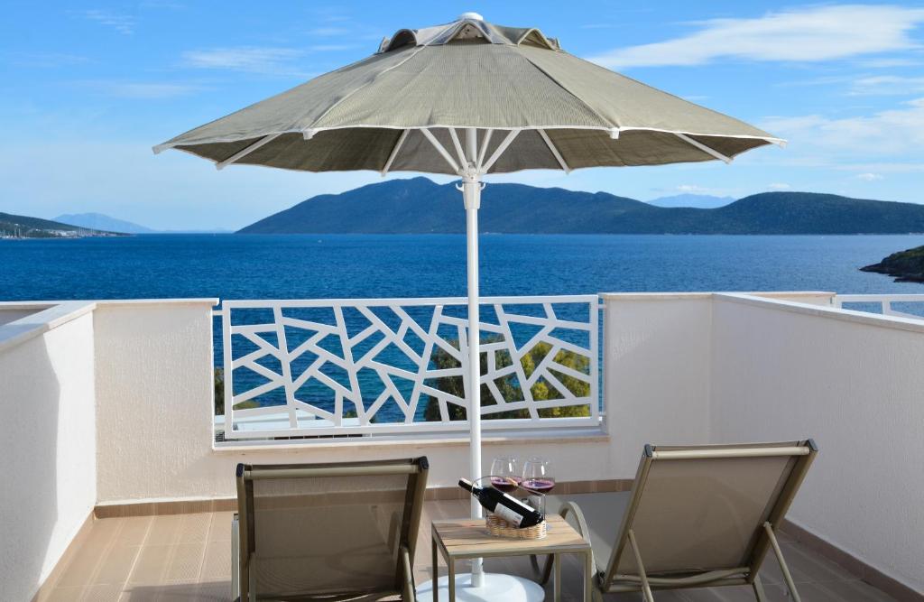 Deluxe Deniz Manzaralı Oda 
