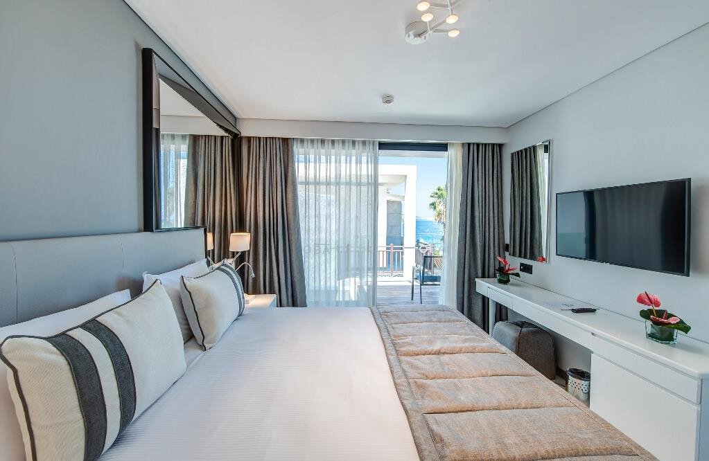 Serenity Suite 