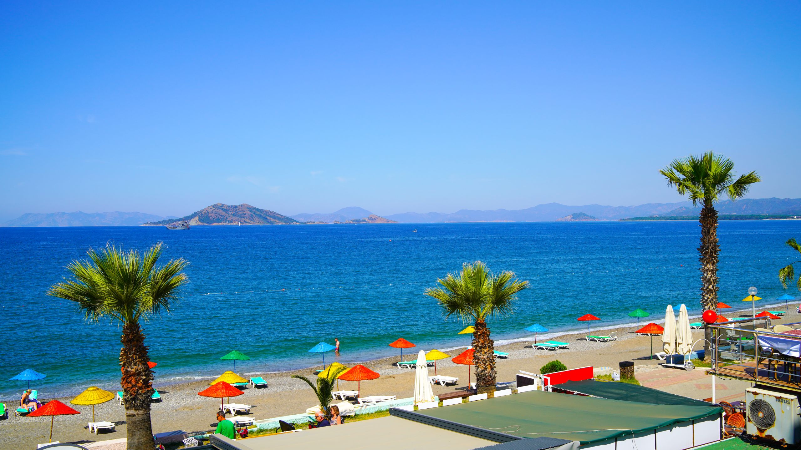 Aquila Beach Hotel