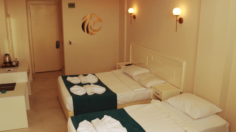 Aquila Beach Hotel Aile Odası Resimleri