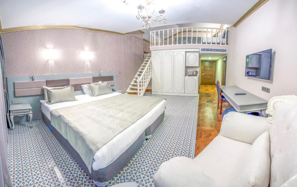 Babillon Hotel Spa Family Suit Oda Resimleri