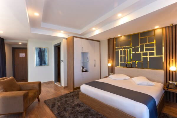 Cabir Deluxe Hotel Sapanca Premium Deluxe Teras Oda Göl Manzaralı Resimleri