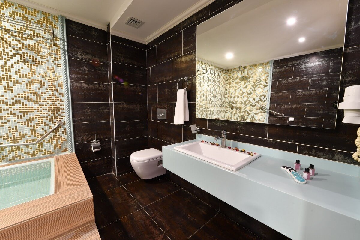 Taraklı Termal Suit