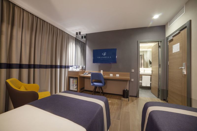 Granbella Hotel Bağlantılı Aile Odası Resimleri